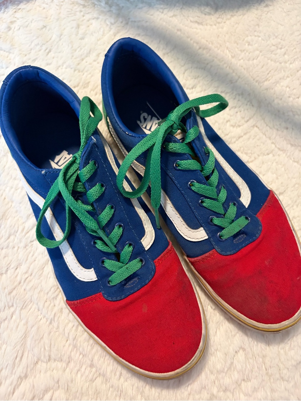 Vans Kids Blue & Red Low-Top Lace up Sneakers with Green Laces Sz 7 Classic